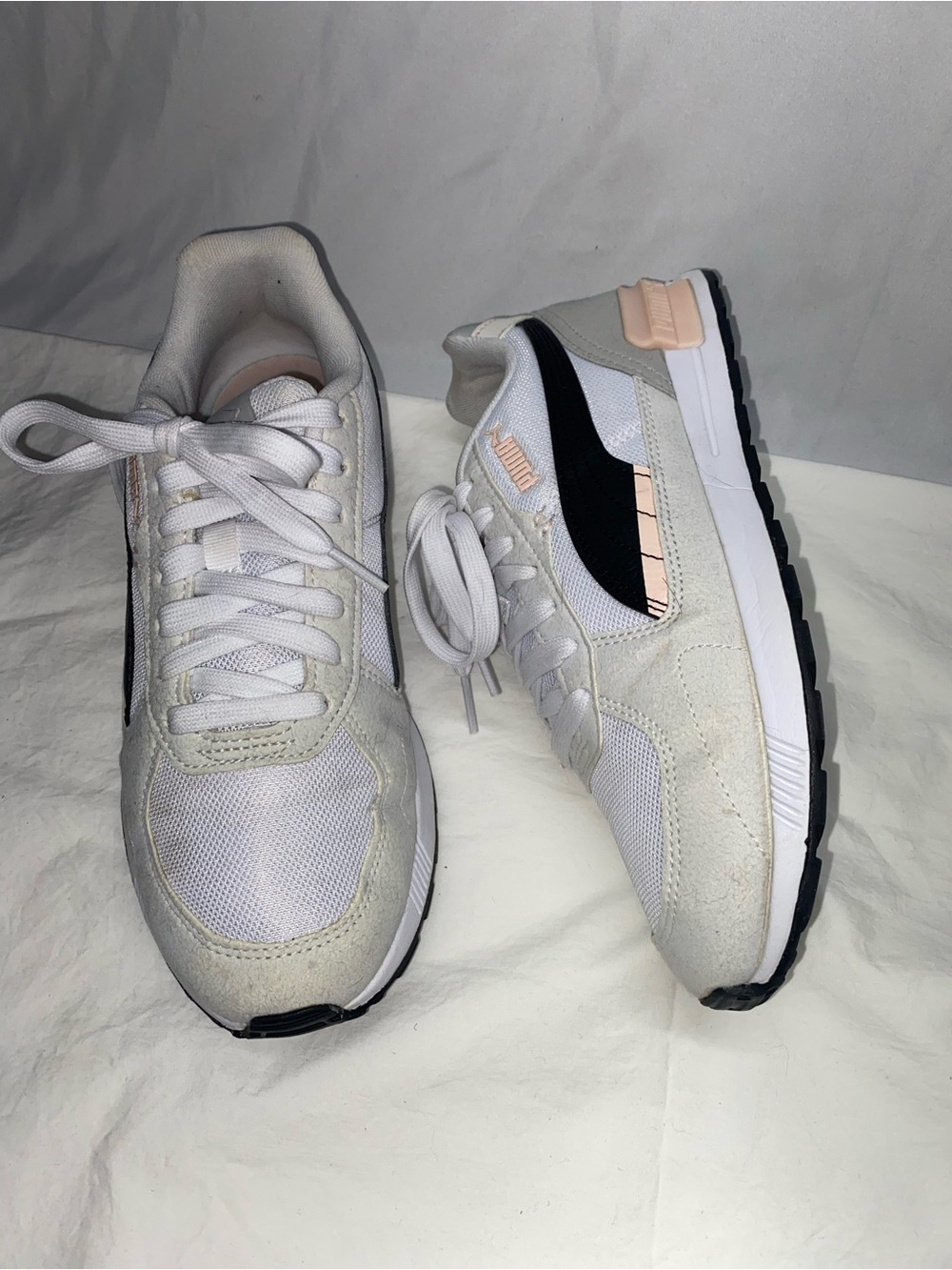 *  Women's size 7  White Sneakers with Black Formstripe and Blush Accents